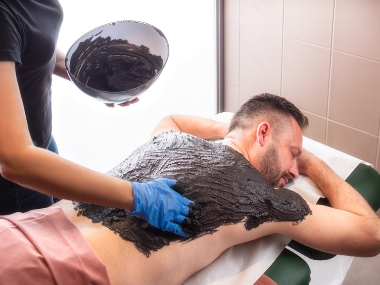 JPrerovsky_Hotel Olympia_Přírodní slatinný zábal_16A9008.jpg